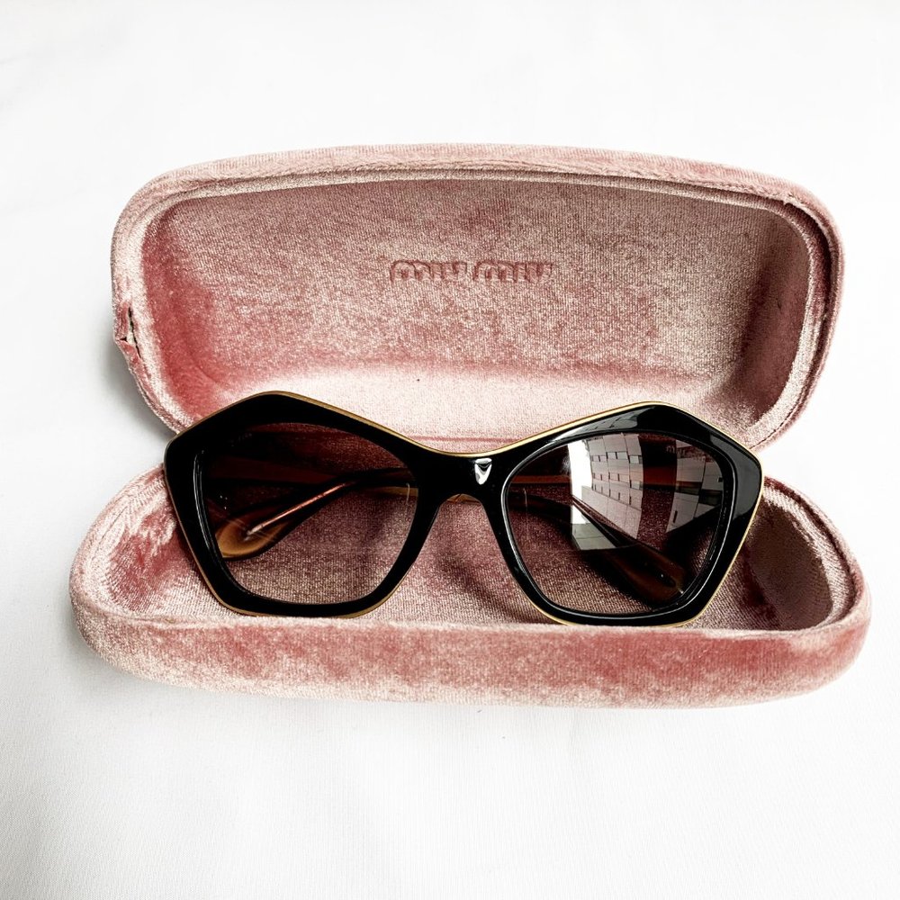 Miu Miu Sunglasses - Picture 3 of 11